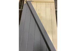 Réalisation Peinture volet extérieur-Bequerie Rénovation Services-couvreur Chassieu-rénovation toiture-travaux de toiture-entreprise de zinguerie-vouverture-gouttières aluminium-nettoyage toiture-Chassieu-Lyon Est-Rhône-Alpes